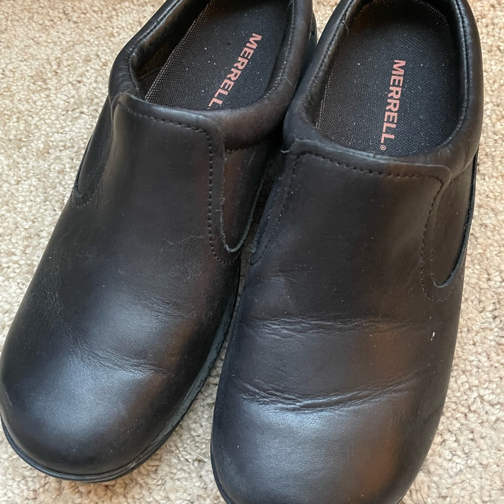 Merrell size 6.5 clogs